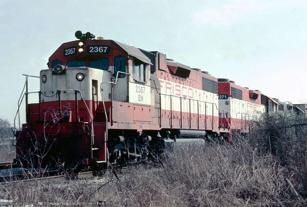 Burlington Northern GP38-2 #2367 leading a Pensacola bound train